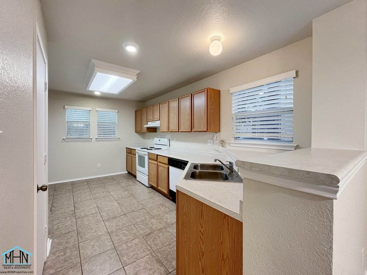 127 Booker Palm - Photo 7 of 25