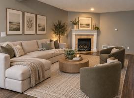 featured image of 900 Garden Way
