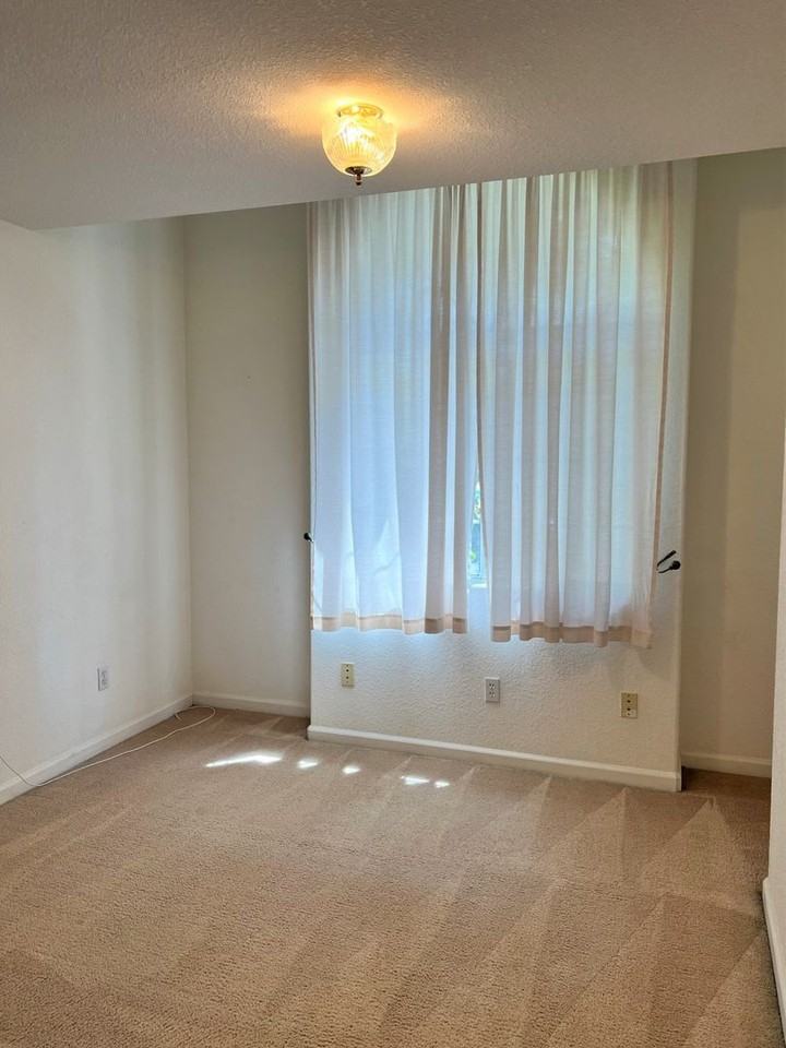 4185 Donovan Way - Photo 5 of 15