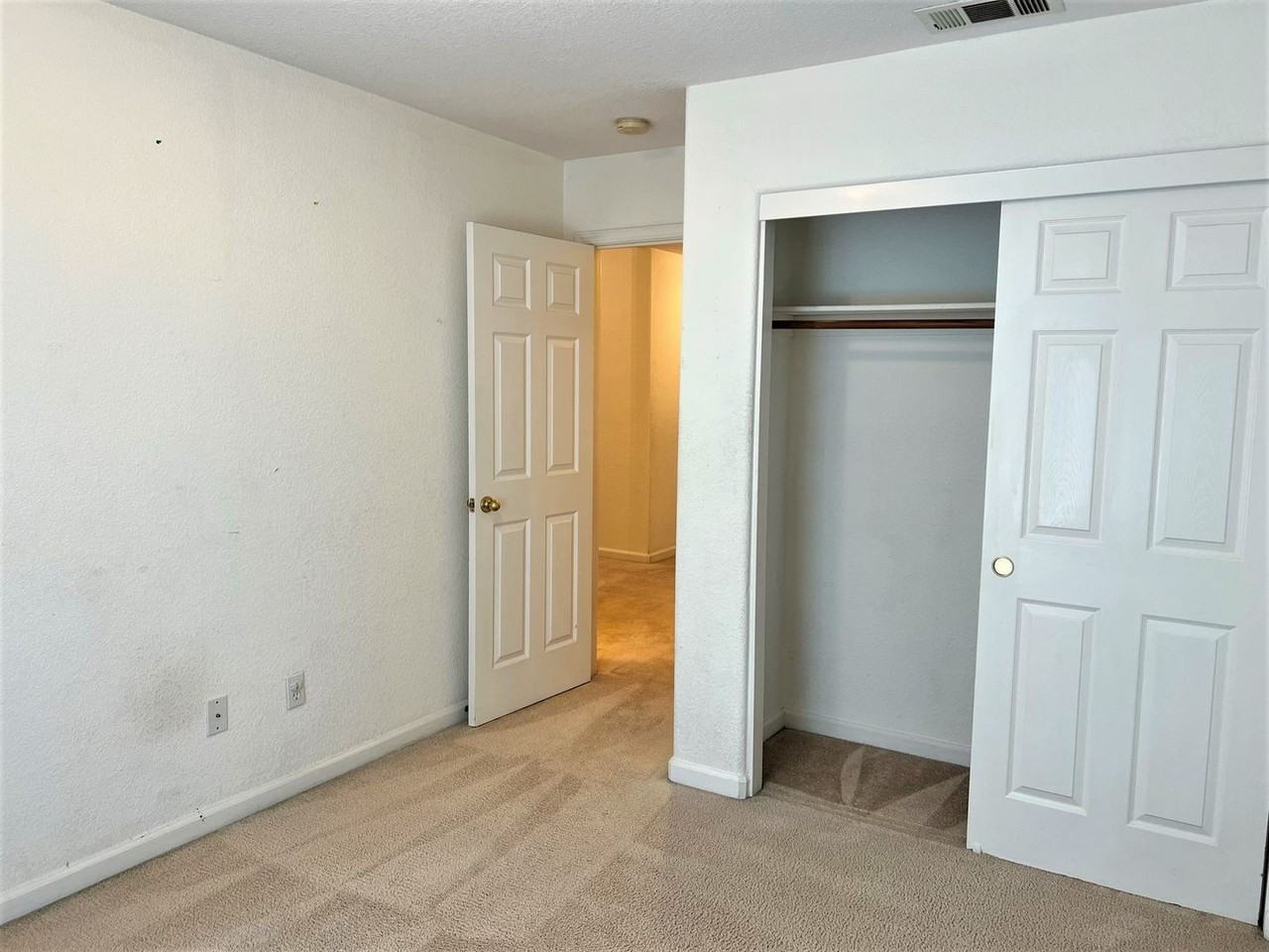 4185 Donovan Way - Photo 6 of 15