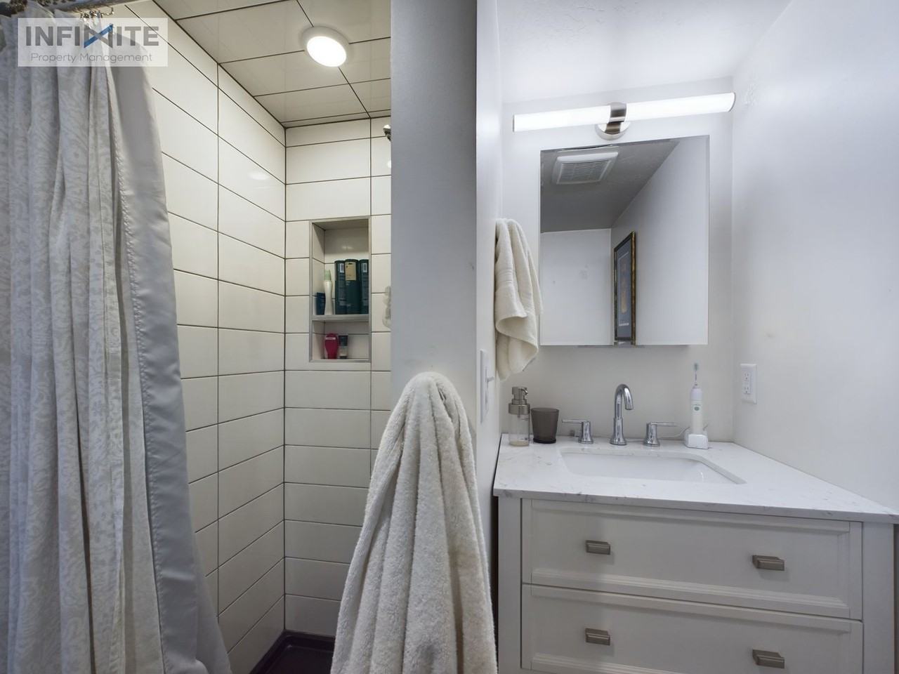 1308 S Willson Ave - Photo 4 of 10