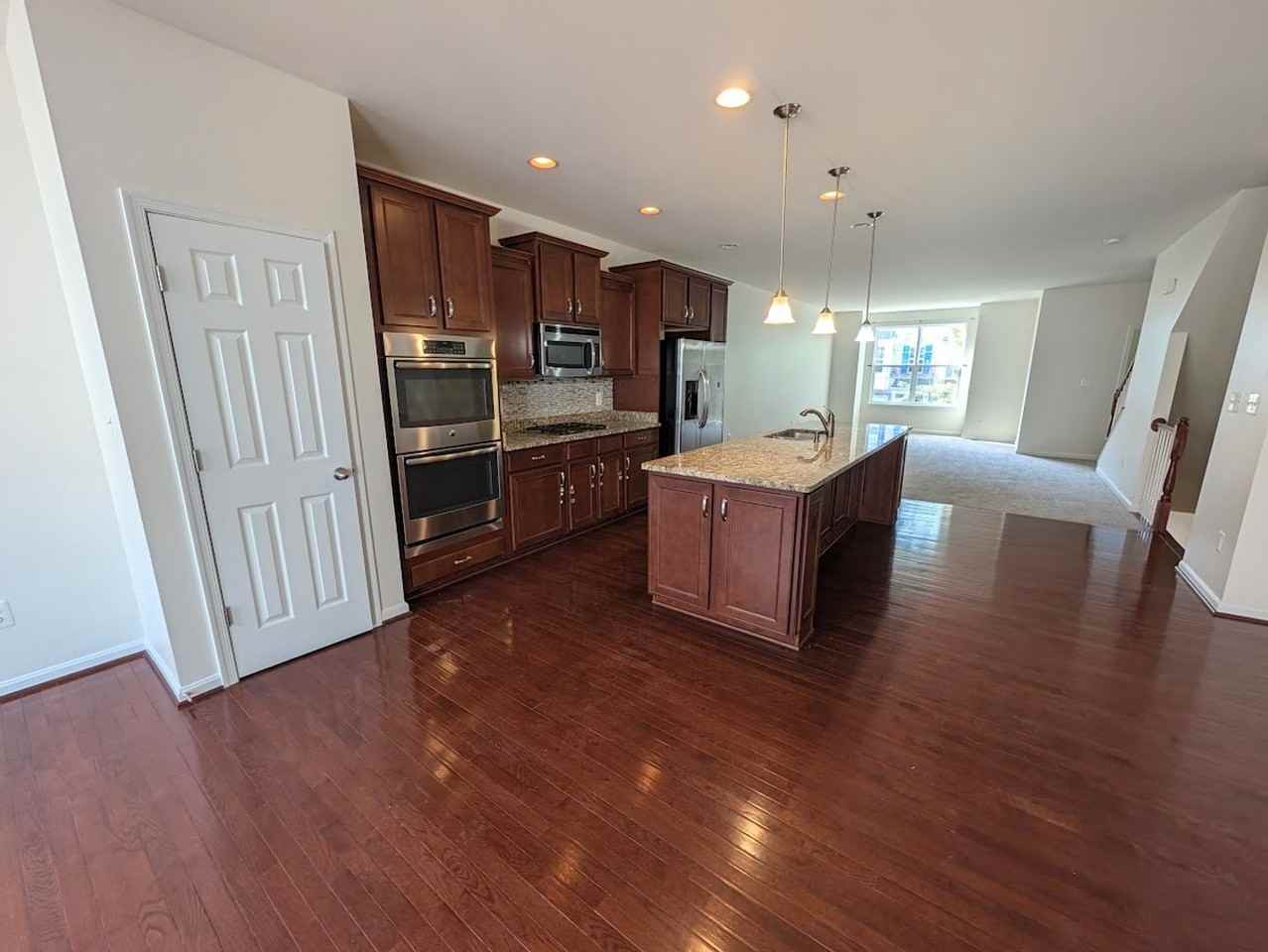9096 Belo Gate Dr - Photo 3 of 23