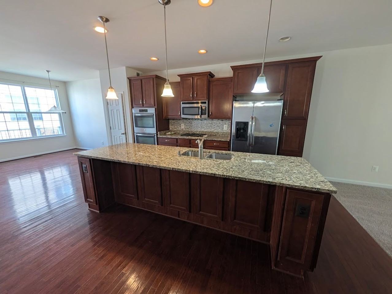 9096 Belo Gate Dr - Photo 4 of 23