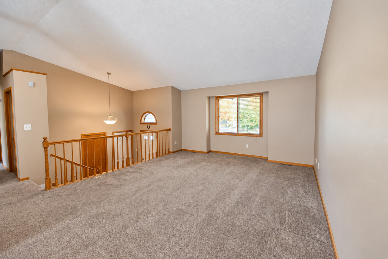 2402 60th St Nw - Photo 6 of 31