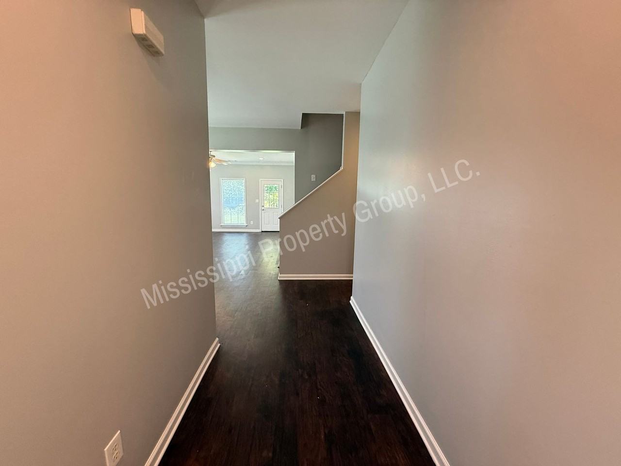 331 Hayat Loop - Photo 4 of 38