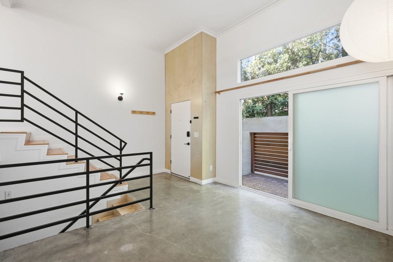 4854 Coldwater Canyon Ave #103 - Photo 2 of 27