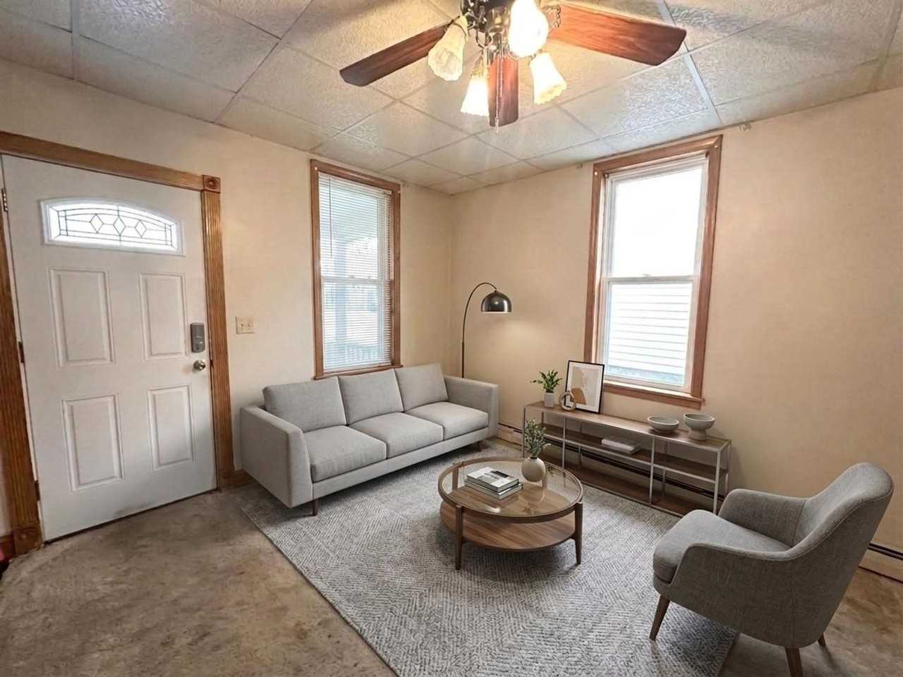 602 S 2nd St - Photo 2 of 14