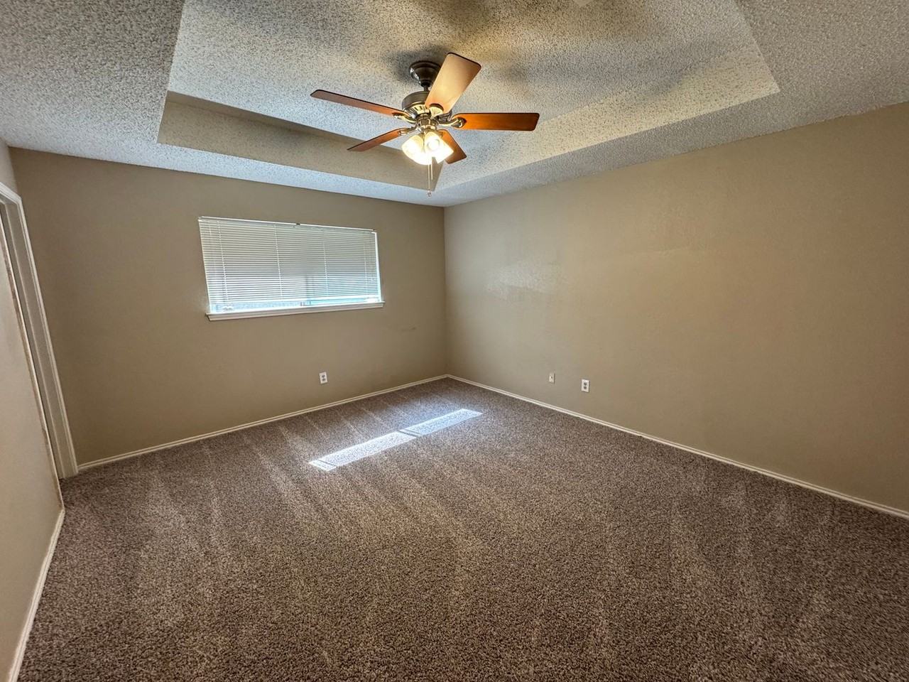 243 Westhill Dr - Photo 6 of 11