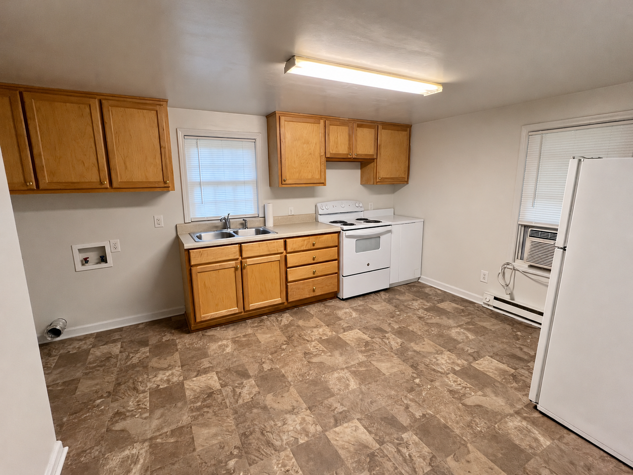 1106 Walnut St - Photo 4 of 12