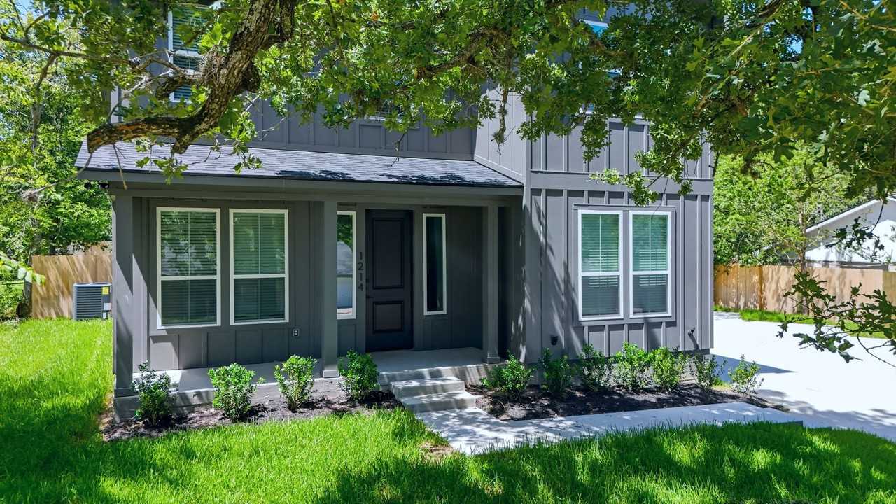 1214 Neal Pickett Dr - Photo 5 of 42