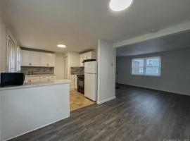 featured image of 21 Highland Ave