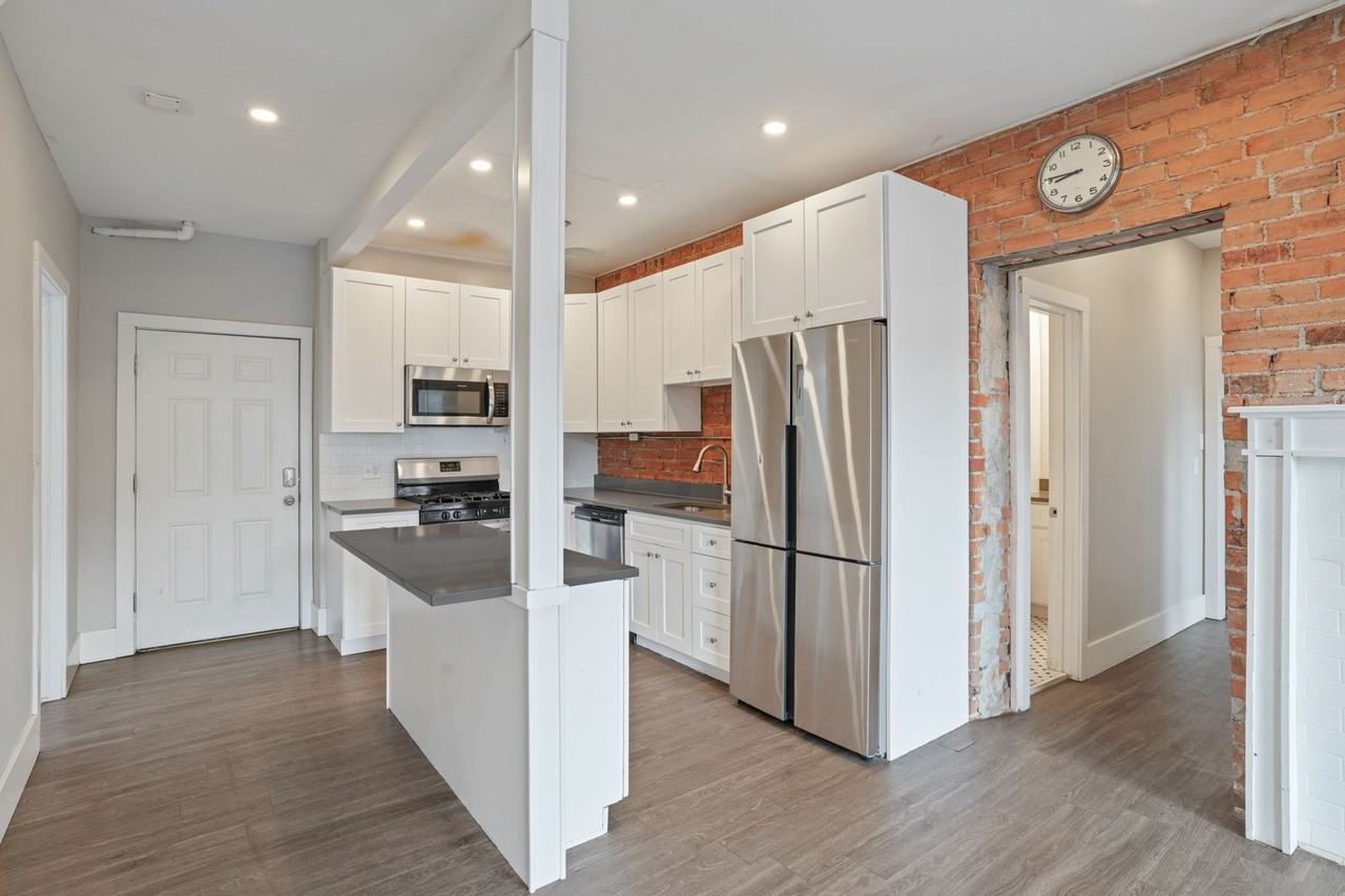 1116 13th St. - Photo 2 of 28