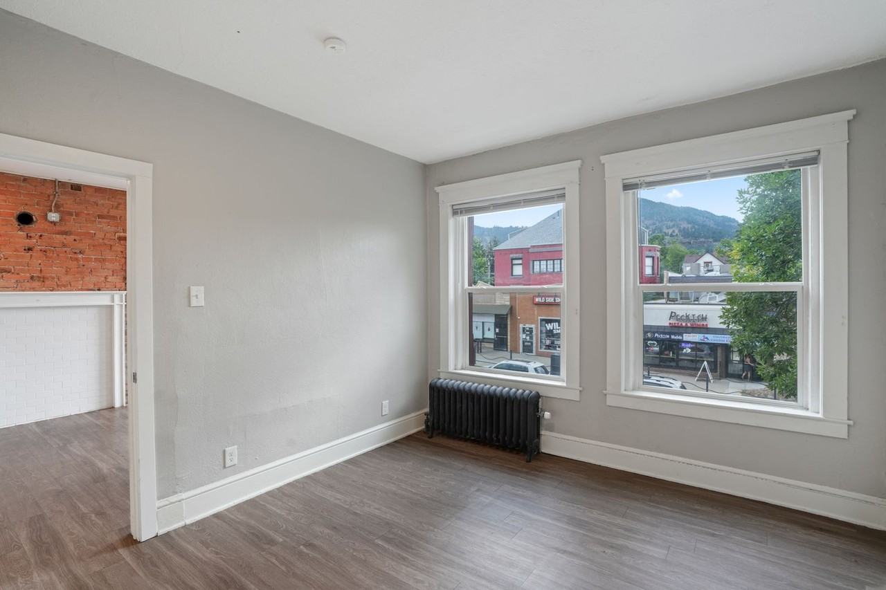 1116 13th St. - Photo 6 of 28
