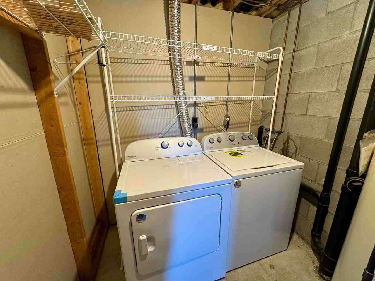 10606 S 17th St - Photo 5 of 45
