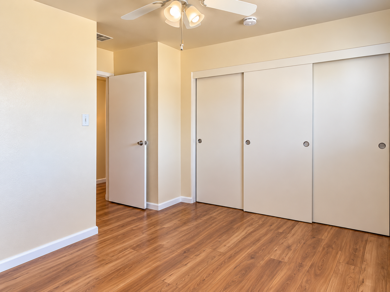 5613 50th Ave - Photo 7 of 14
