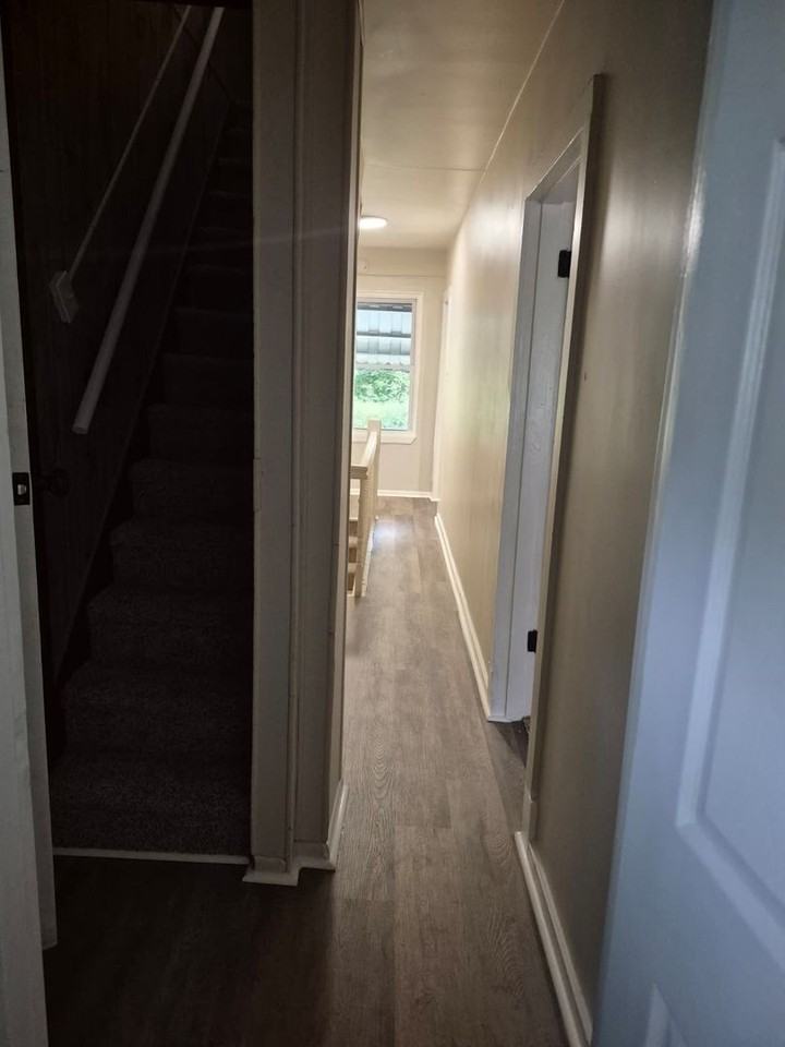 1701 Leolyn St - Photo 5 of 21