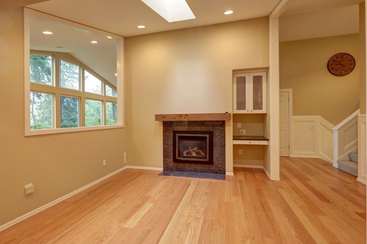 4670 91st Ave Se - Photo 6 of 36