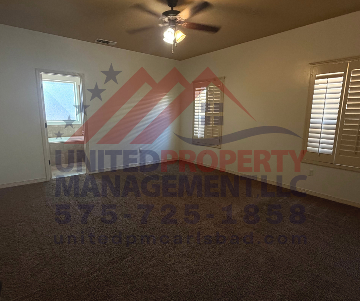 1809 Troy Dr - Photo 4 of 14