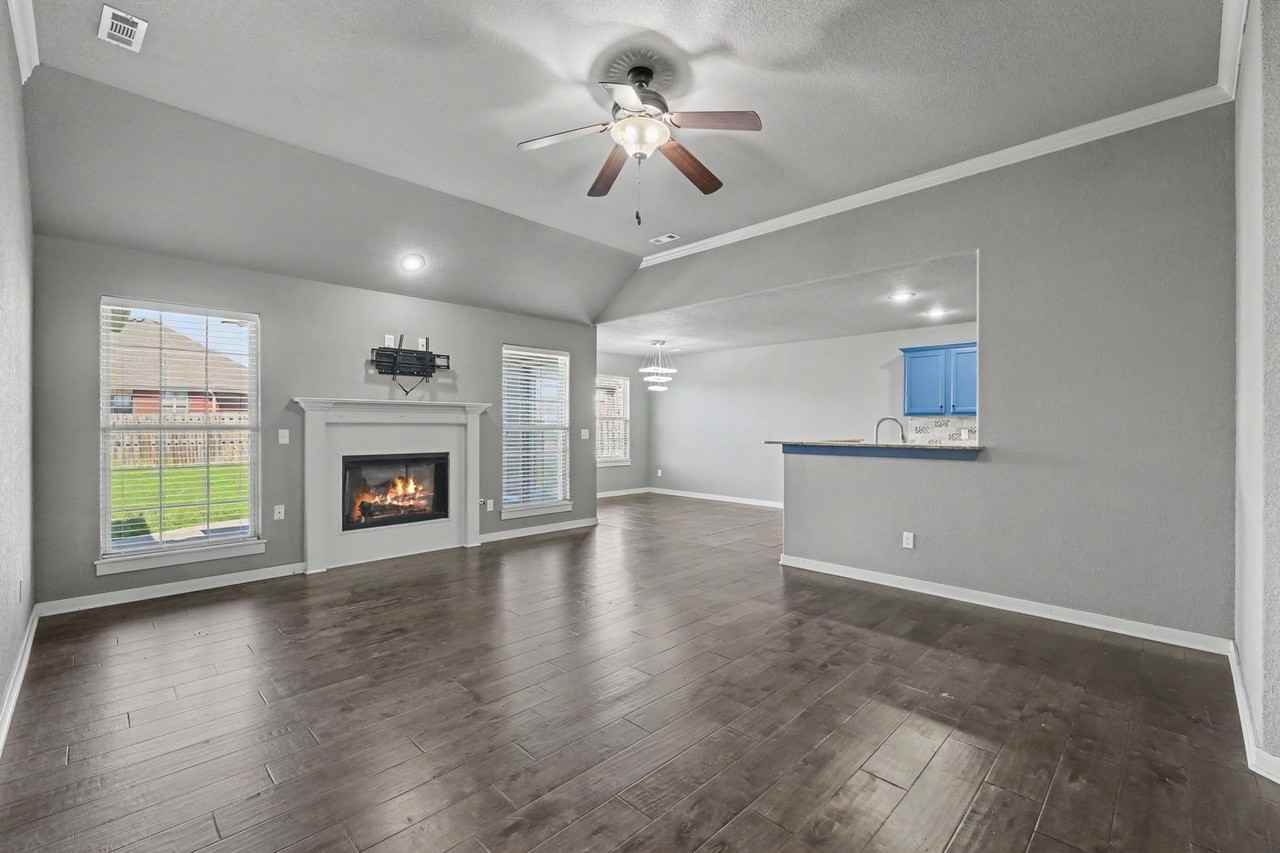 3862 Kirkbridge Pl - Photo 5 of 21