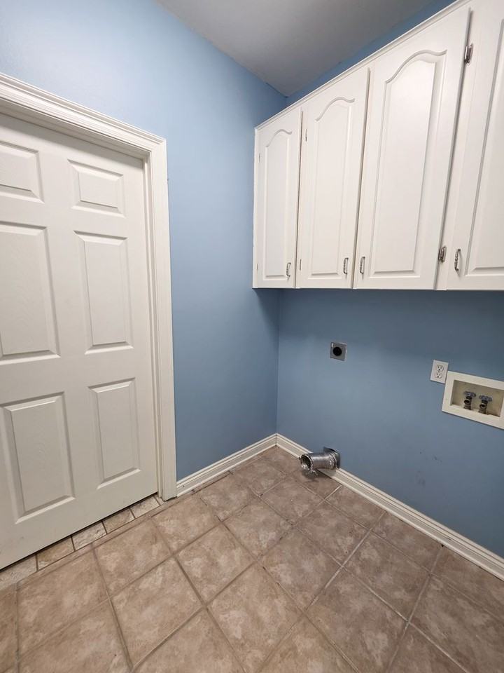 3640 W Main St - Photo 5 of 18