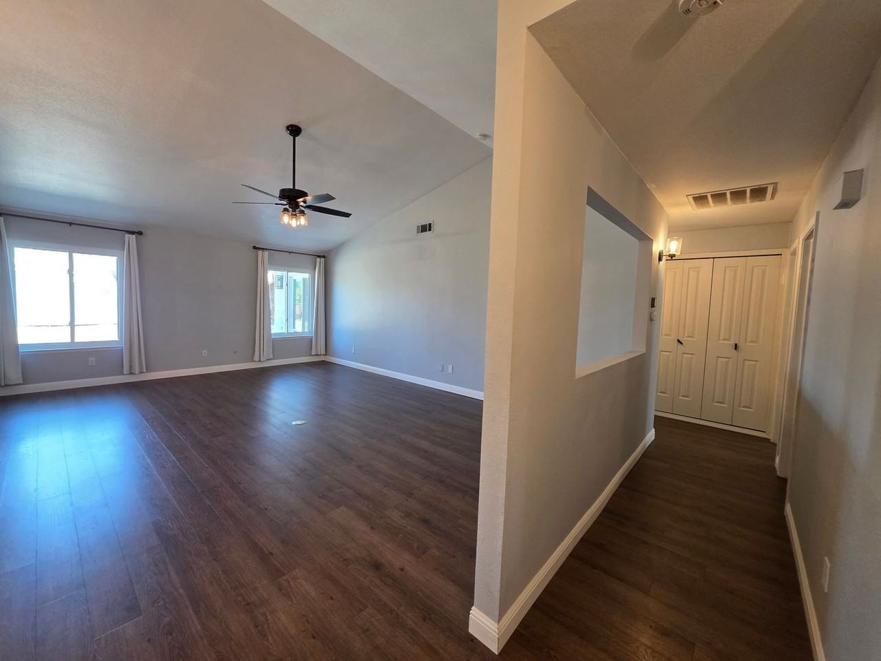 1550 E Vine Ct - Photo 3 of 23