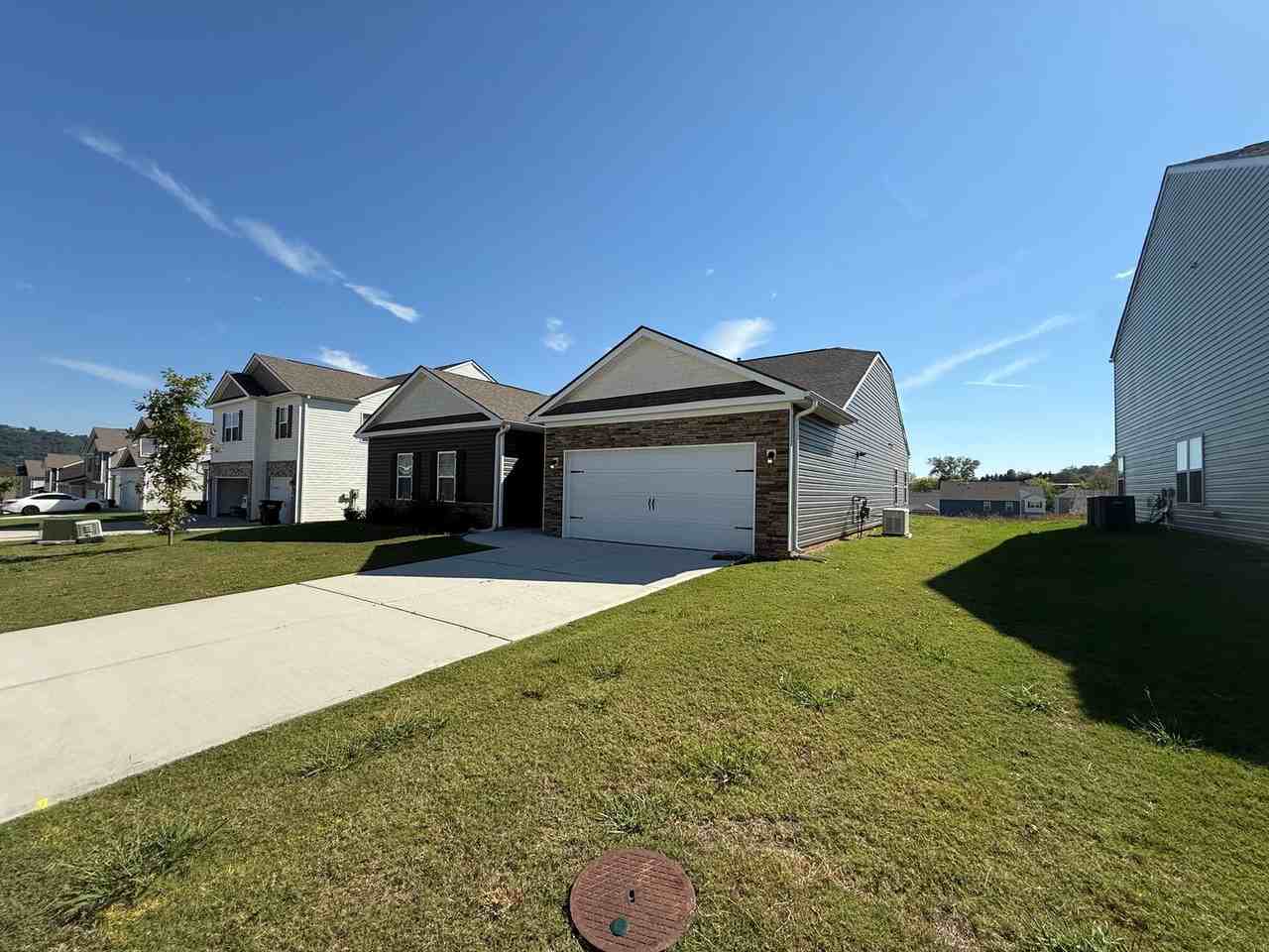 8514 Briar Rose Pl - Photo 2 of 24