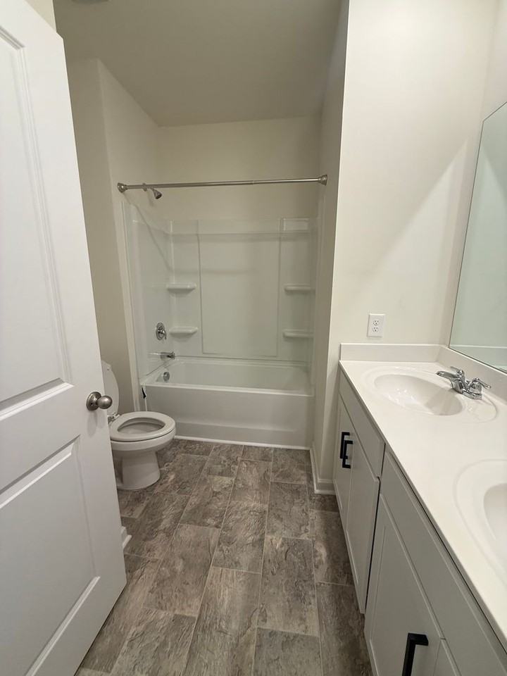 8514 Briar Rose Pl - Photo 6 of 24