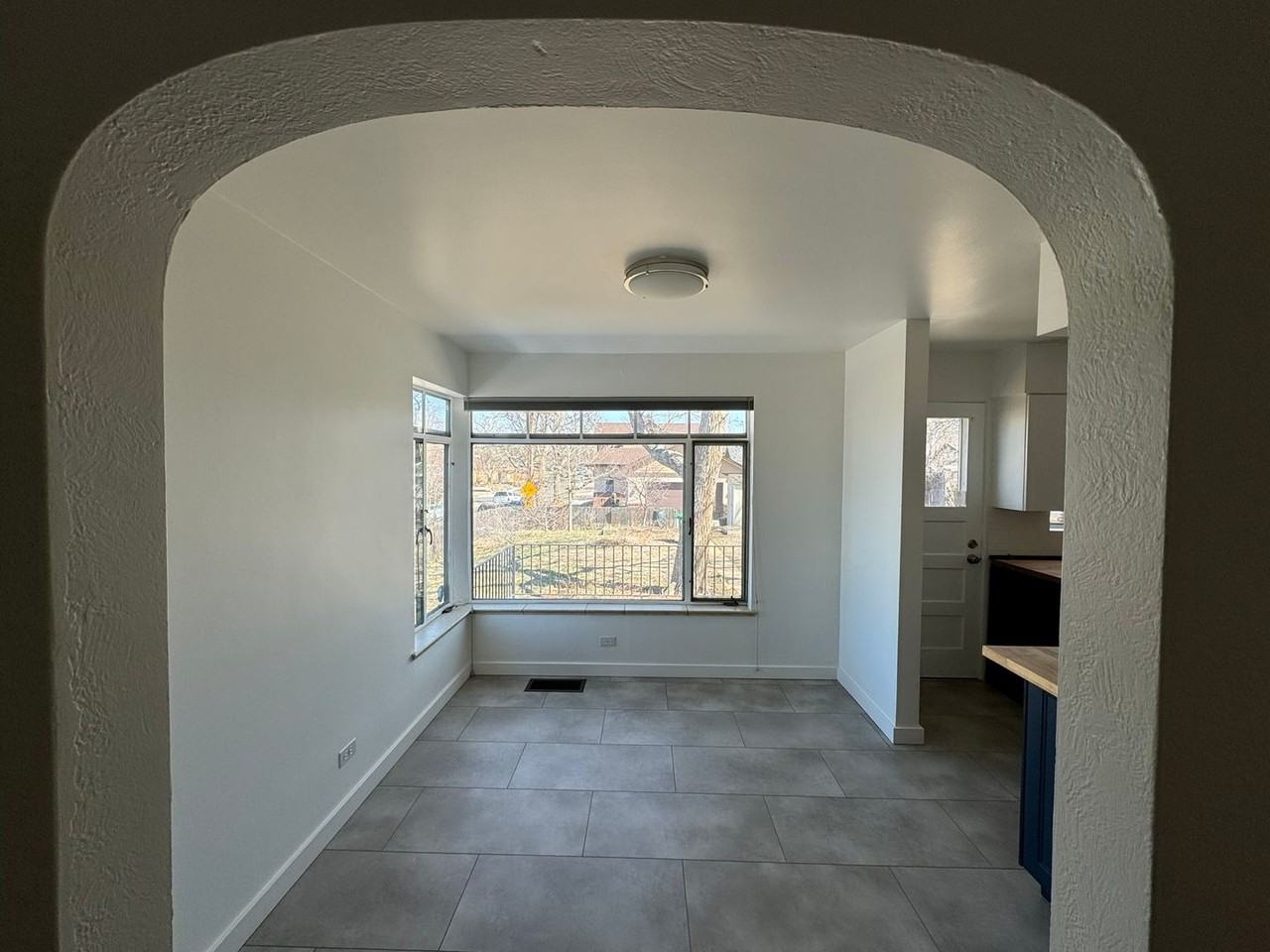 5098 Newton St - Photo 7 of 12