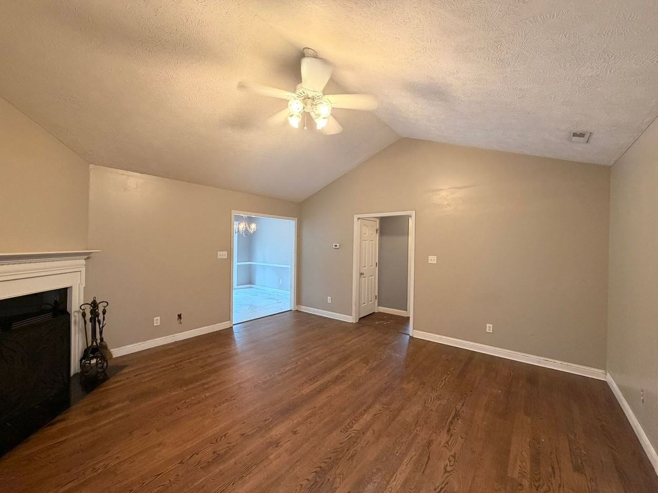 101 Bayou Ct - Photo 4 of 10