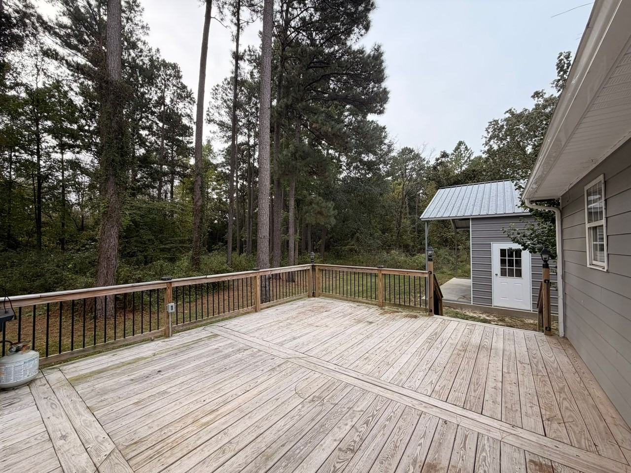 101 Bayou Ct - Photo 7 of 10