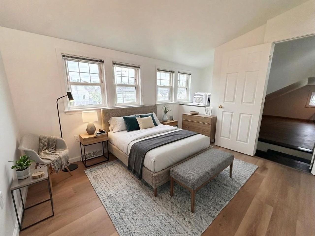 300 N Highland Ave - Photo 6 of 28