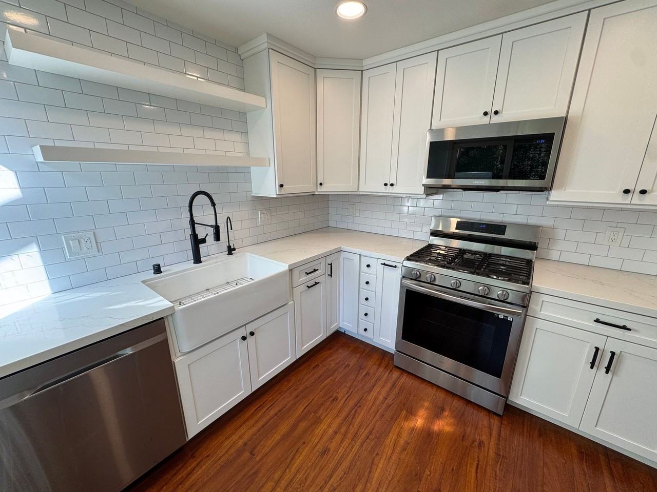 6860 Poppyview Dr - Photo 2 of 22