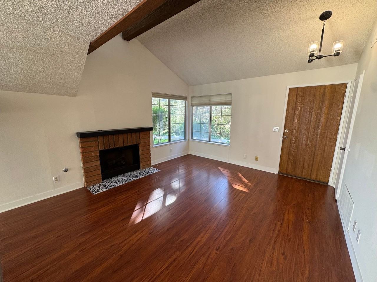 6860 Poppyview Dr - Photo 7 of 22