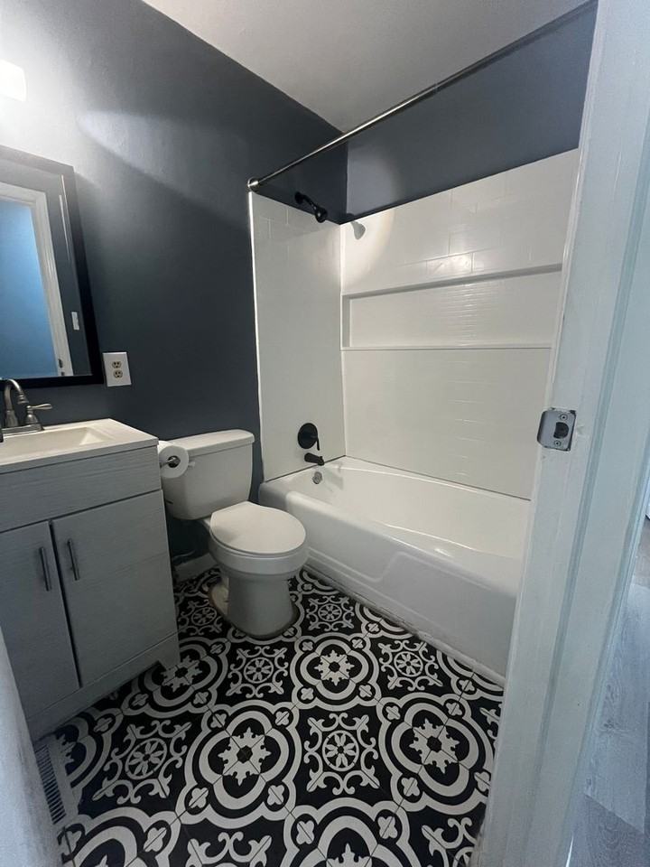 3020 Madison Ave - Photo 6 of 16