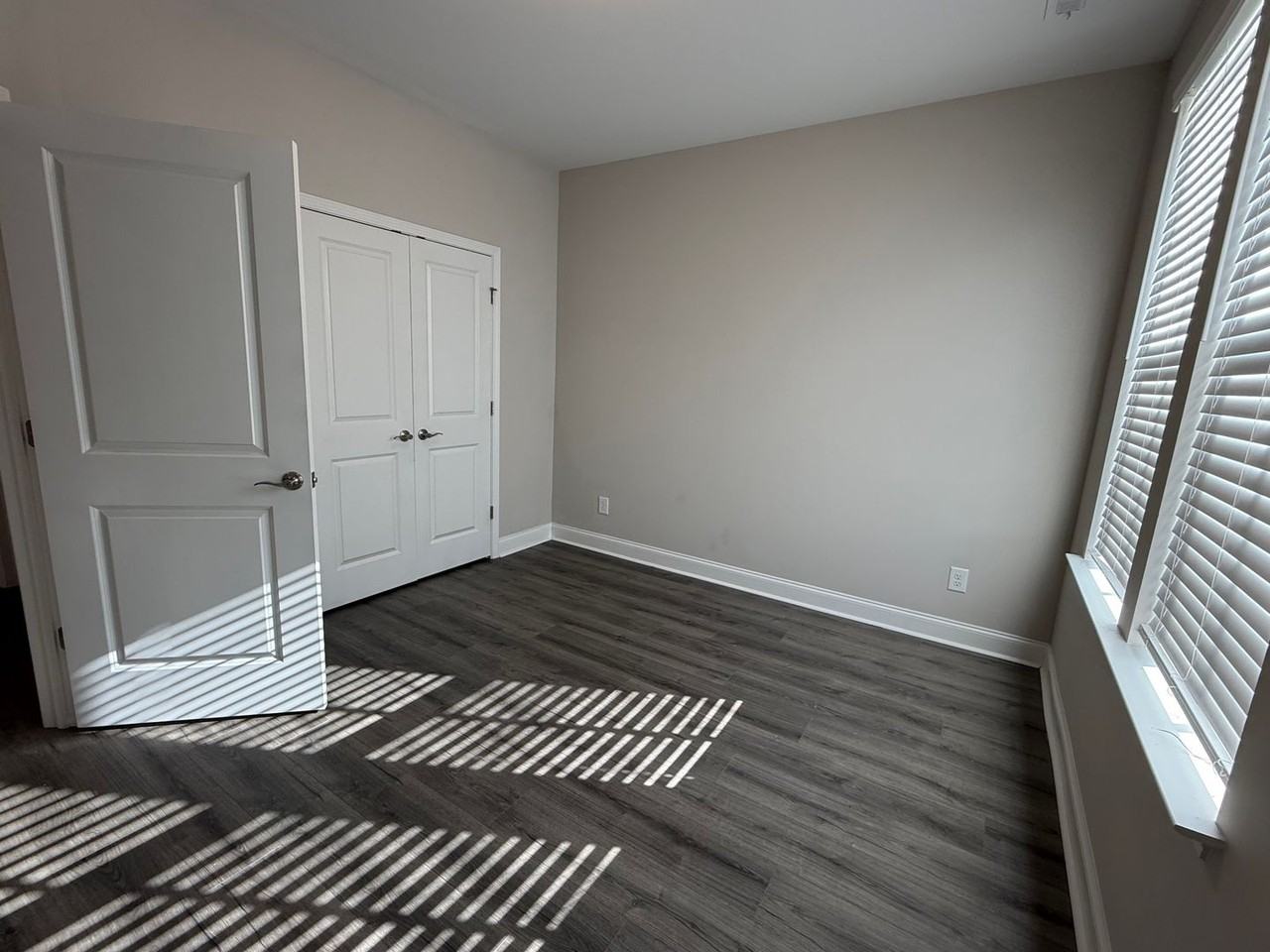 162 Burkitt Commons Ave - Photo 4 of 26