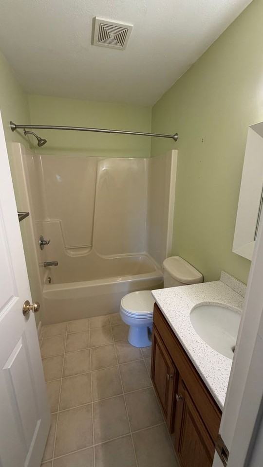 1676 Edgebrooke Ct - Photo 6 of 14