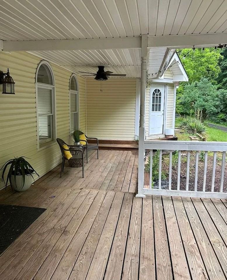 6544 Owens Rd - Photo 3 of 18