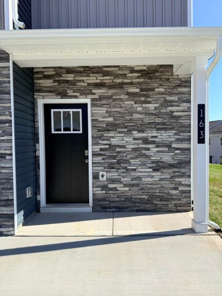 163 Business Park Ln - Photo 2 of 18