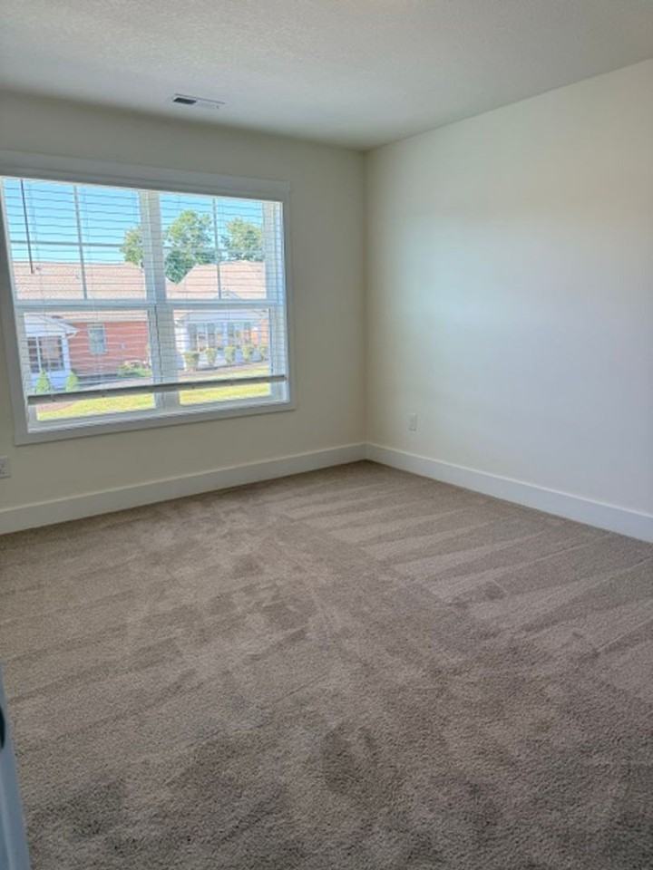163 Business Park Ln - Photo 7 of 18