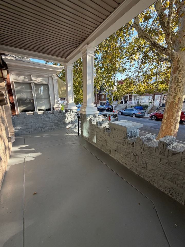 110 S 58th St - Photo 2 of 6