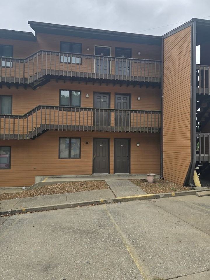 Timberline Apartments - Photo 3 of 11