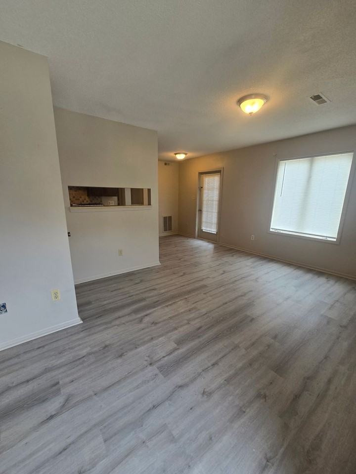 Timberline Apartments - Photo 6 of 11