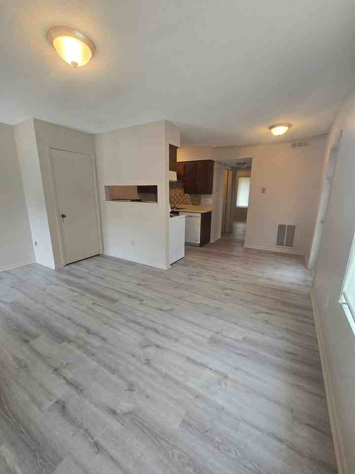 Timberline Apartments - Photo 7 of 11
