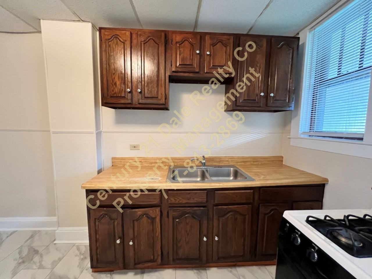 306 E College Ave - Photo 7 of 15