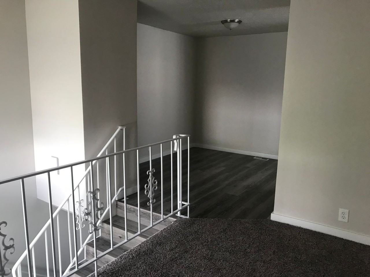 250 E Winslow Ave #4D - Photo 4 of 24