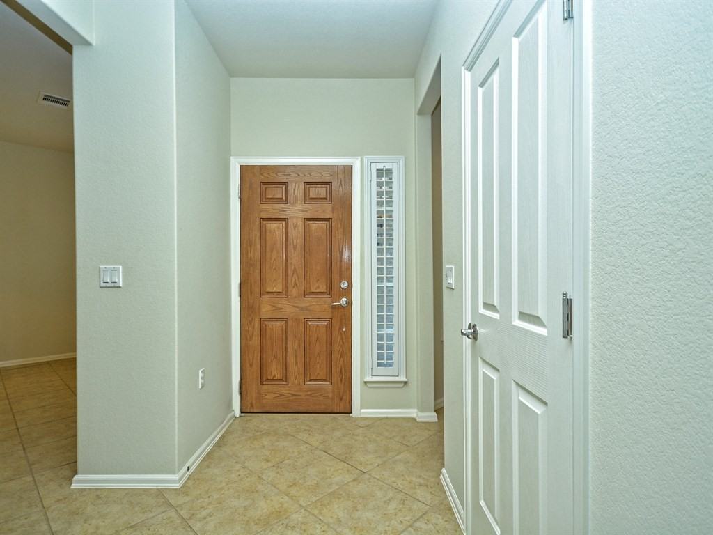 307 Cooper Lake Dr - Photo 6 of 34