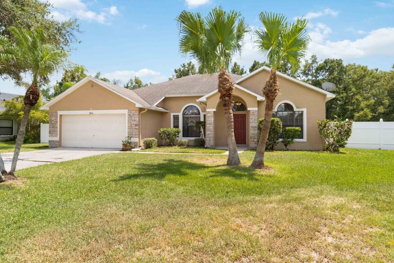 3913 Blackberry Cir - Photo 2 of 43