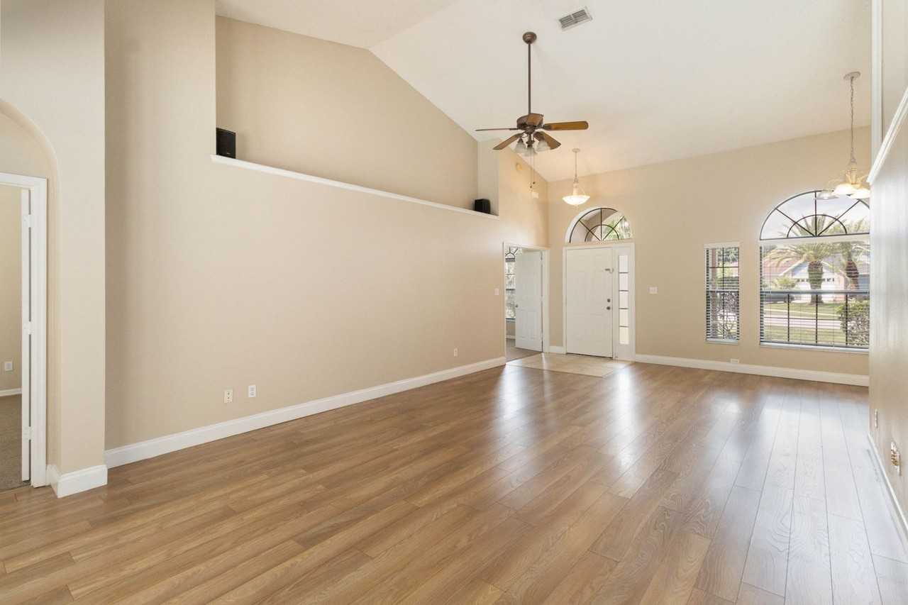 3913 Blackberry Cir - Photo 5 of 43