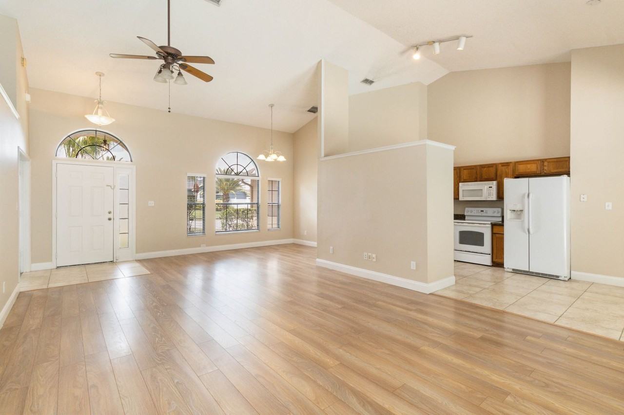 3913 Blackberry Cir - Photo 6 of 43