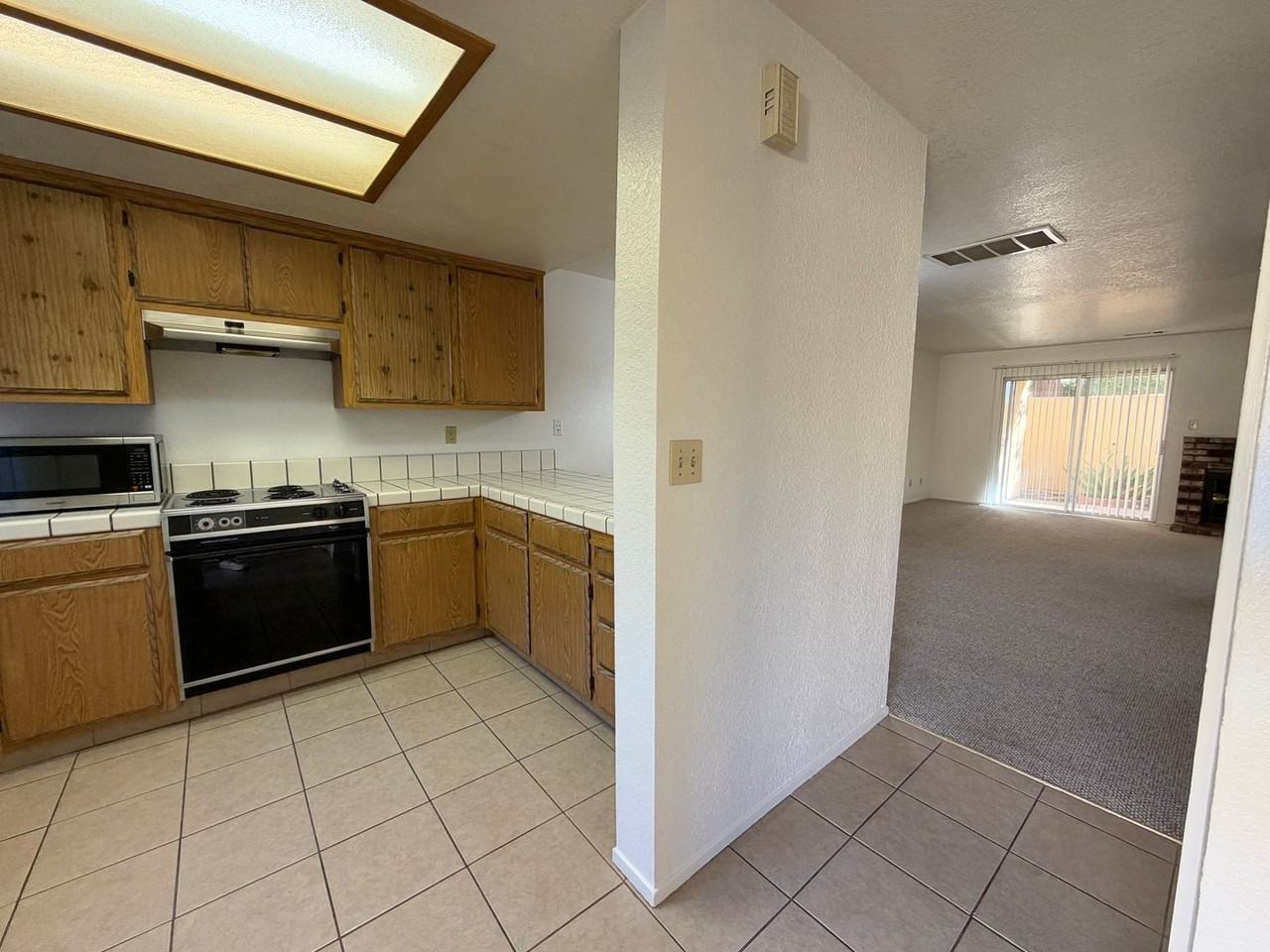 3050 Andre Ln - Photo 3 of 26